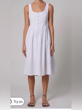 Rolla’s Leonie Sleeveless Midi Dress Sleeveless White Scoop-Neck Midi Dress XS